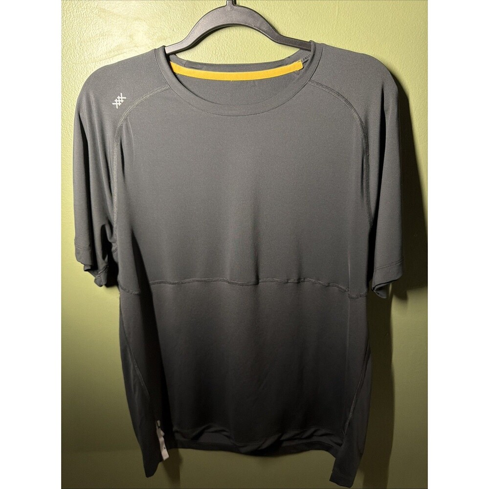 Rhone Extra Mile Shirt Men's Size L Gray Stone Athletic Performance Tee